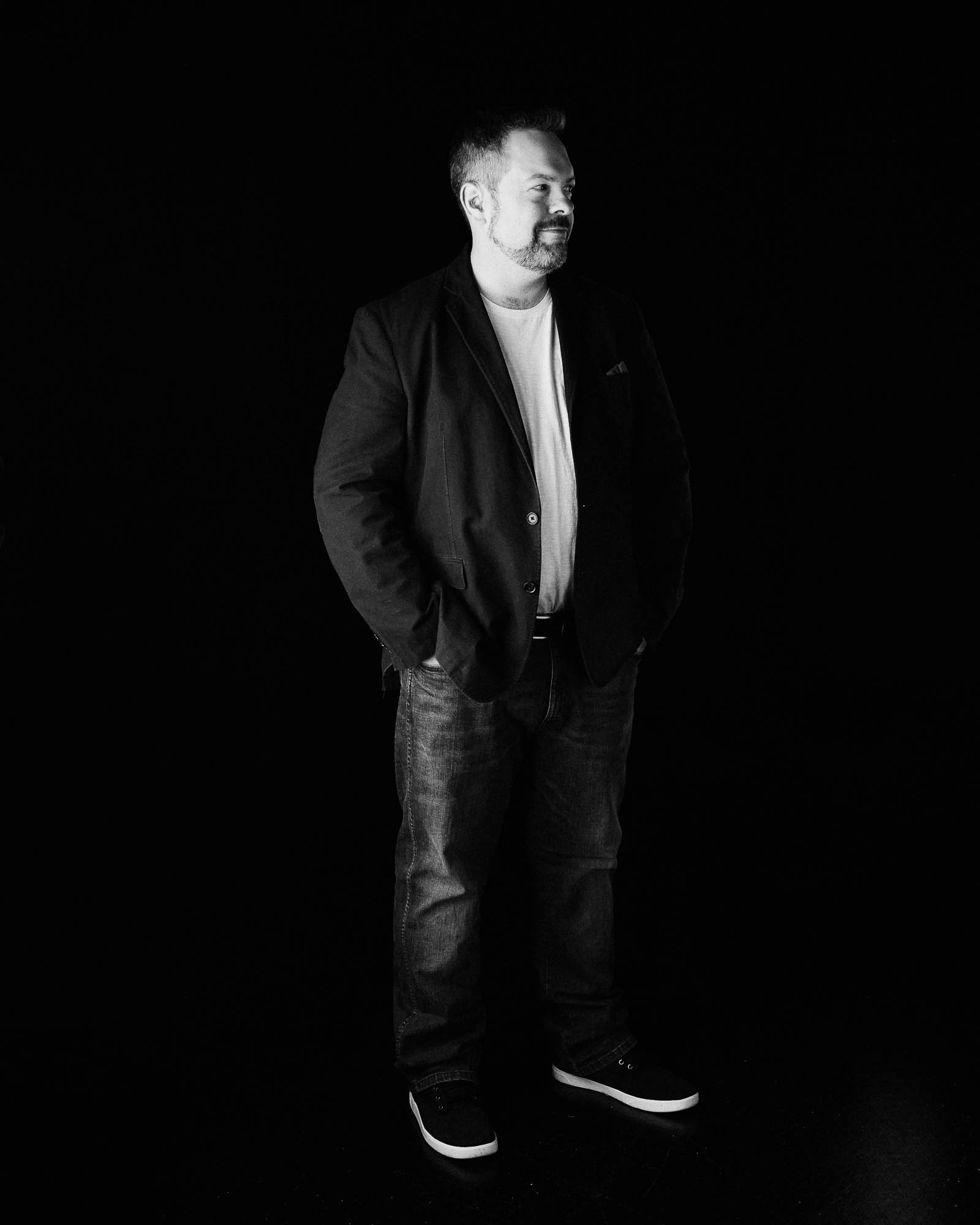 Export x3 Headshots Alexander05675 Bearbeitet Capture 2